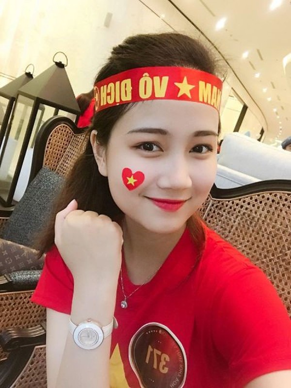 Ve dep cua Hoa khoi sinh vien sau 1 nam dang quang-Hinh-3