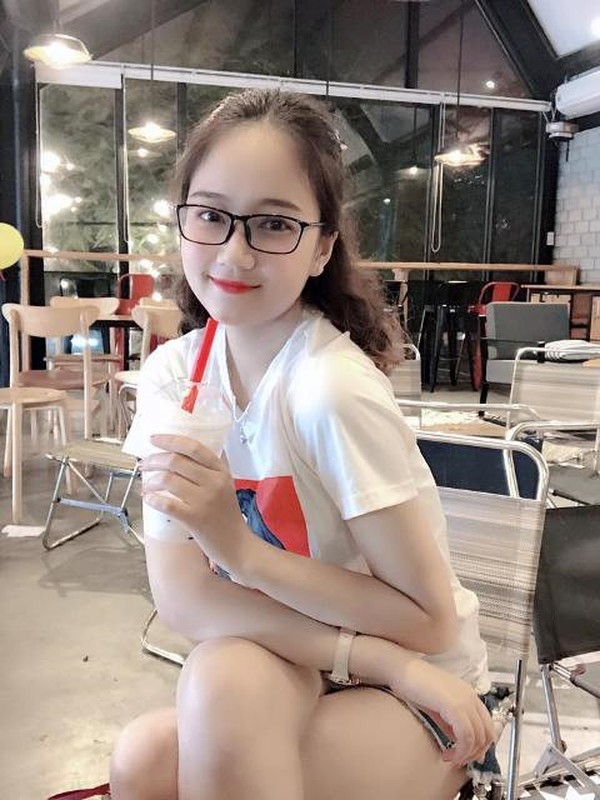 Ve dep cua Hoa khoi sinh vien sau 1 nam dang quang-Hinh-7