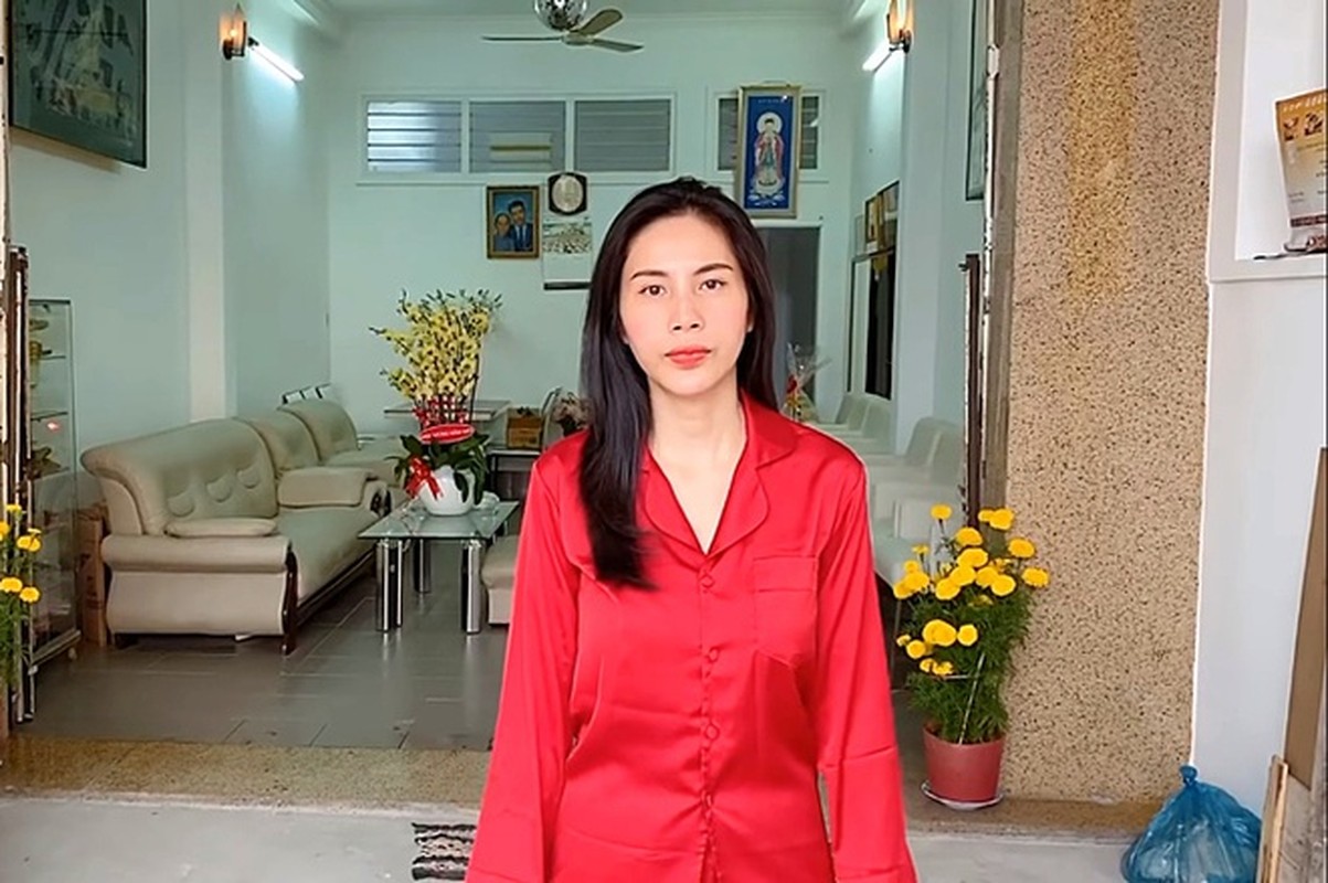 Sao Viet mua nha, xe hoi tien ty tang cha me-Hinh-2