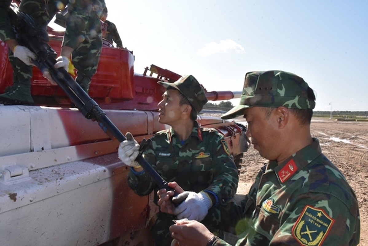 Hinh anh tuyet dep cua doi tuyen tang Viet Nam tren thao truong Nga-Hinh-7