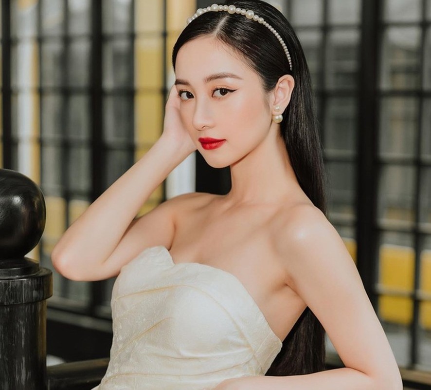 Chau Bui va loat hot girl mua nha, tau xe tien ty nam 2019-Hinh-16