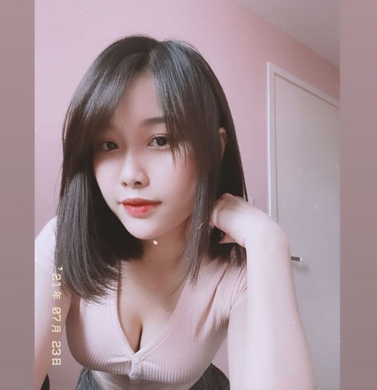 Hoi gai xinh ngay cang dep non na sau khi chia tay cau thu-Hinh-12