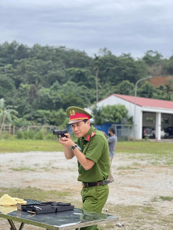 Hinh anh hiem khong len song cua nam chinh phim “Dau tri“-Hinh-5