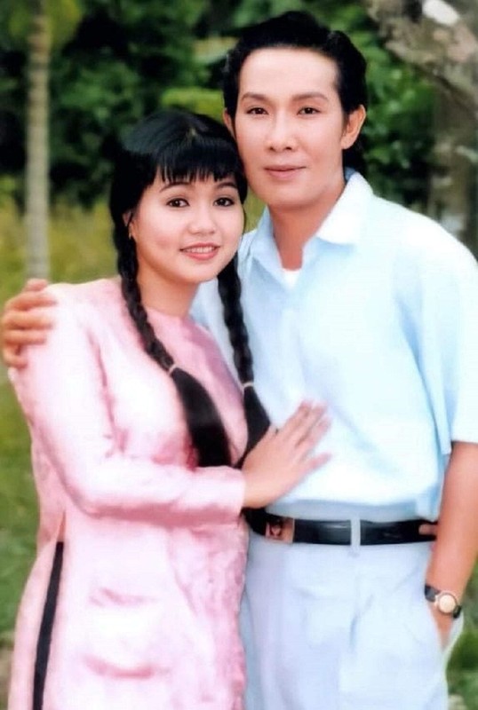 Phong thai hao hoa cua NSUT Vu Linh thoi tre-Hinh-13