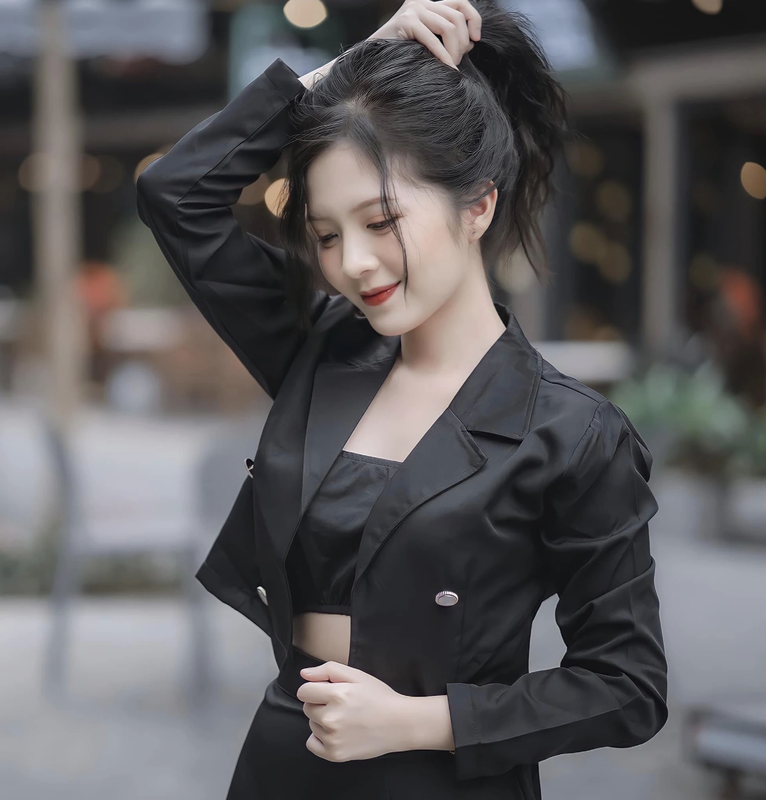 Style noi loan cua nu chinh cao 1m53 phim 