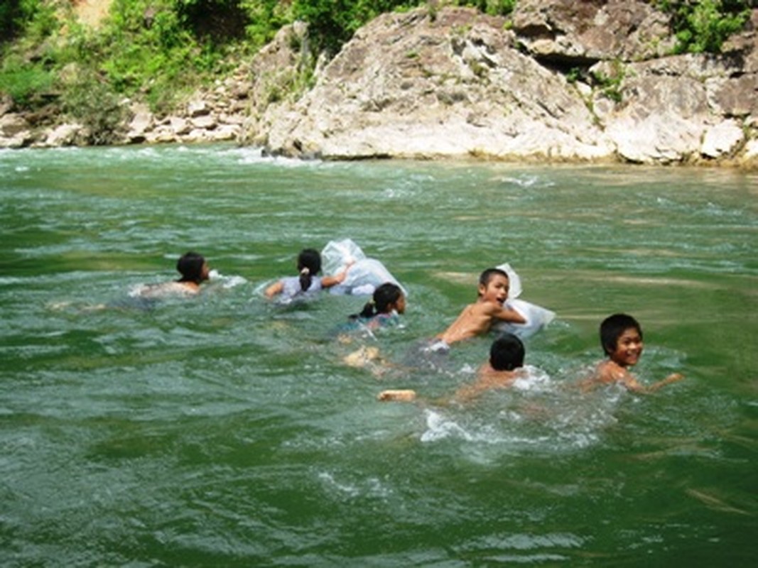 Khoanh khac vang nhung dua tre mien song nuoc-Hinh-6