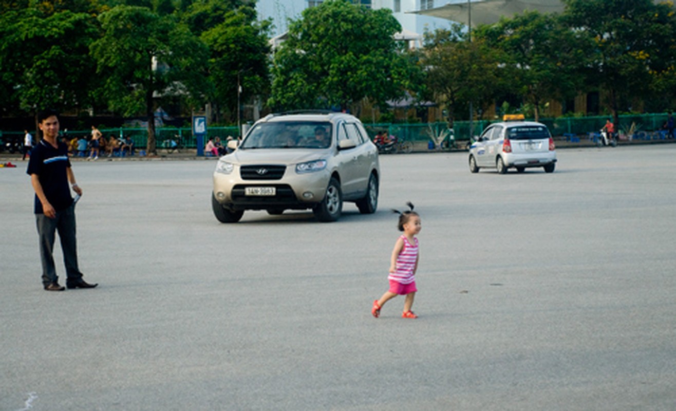 Dung tim xem tre em Viet choi dua giua long duong-Hinh-3