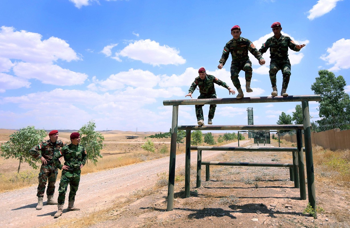 Quan sat Quan doi Iraq huan luyen tan binh danh IS-Hinh-8