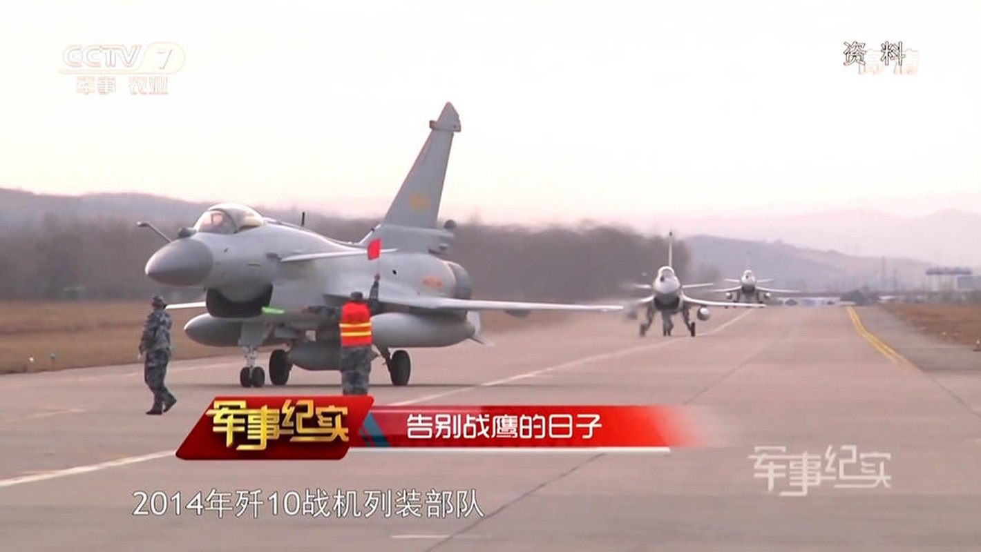 Trung Quoc thua nhan dua tiem kich J-10B vao truc chien-Hinh-4