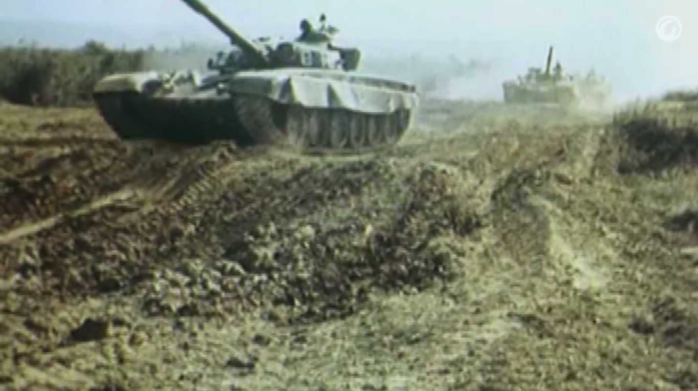 Dieu chua biet ben trong xe tang T-72 huyen thoai nuoc Nga-Hinh-2