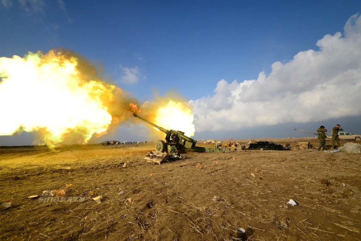 Kinh hoang luu phao 152mm cua Iraq oanh tac phien quan IS-Hinh-2