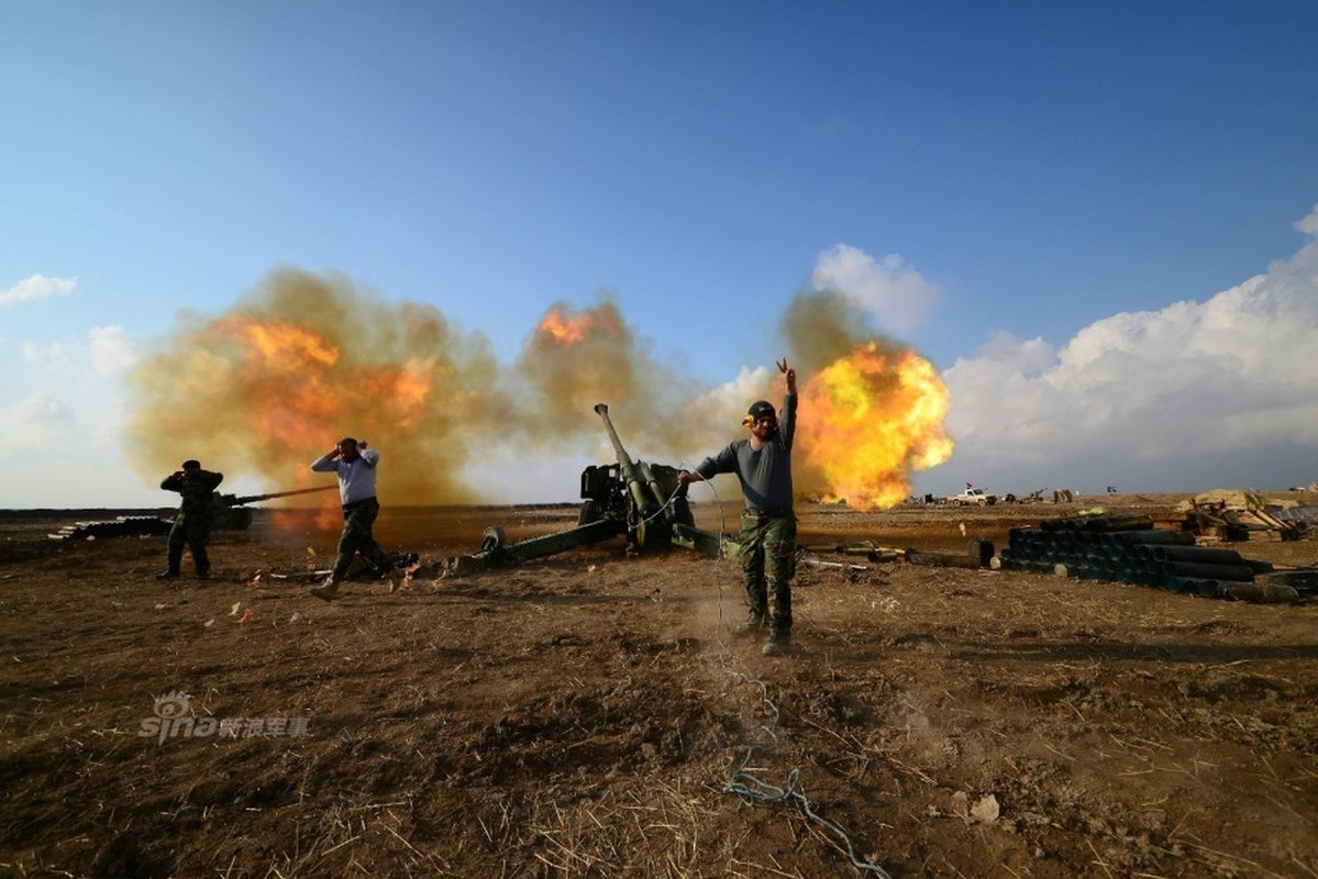 Kinh hoang luu phao 152mm cua Iraq oanh tac phien quan IS-Hinh-5