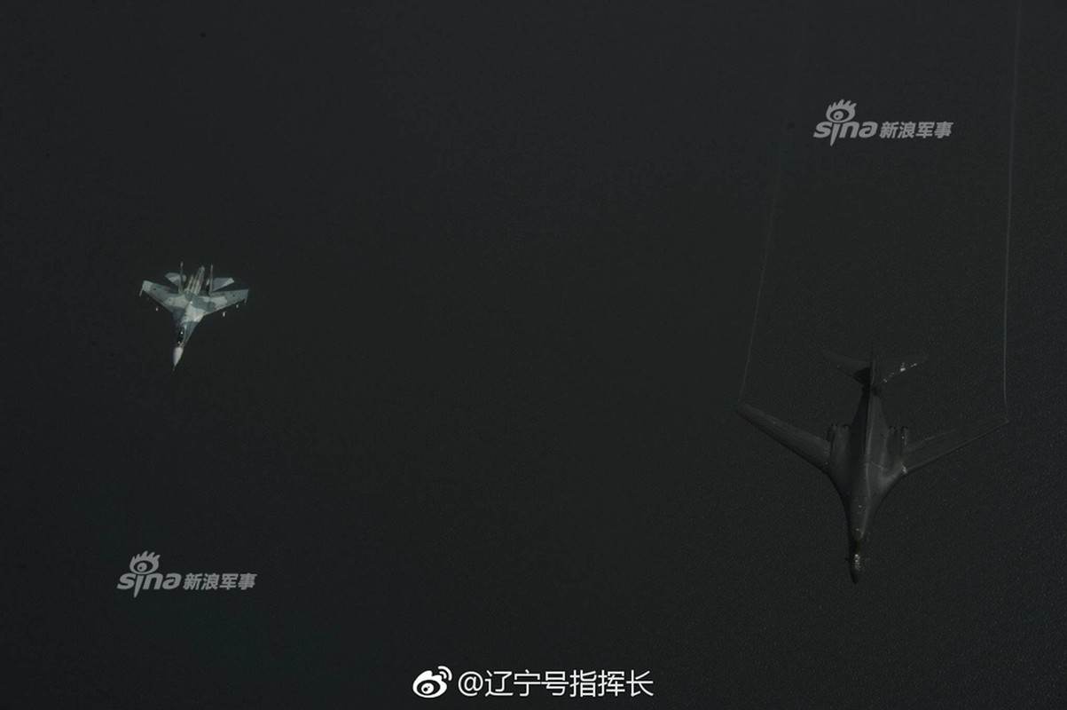 Muc kich may bay Su-27 danh chan &quot;phao dai bay&quot; B-52, B-1B-Hinh-3