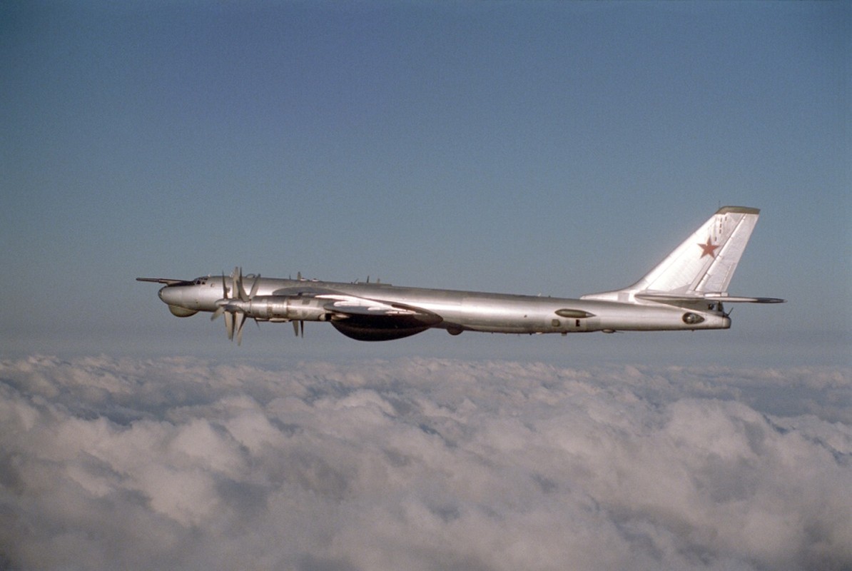Washington lo sot vo khi Tu-95MS cu luon lo o Bac Bang Duong-Hinh-2