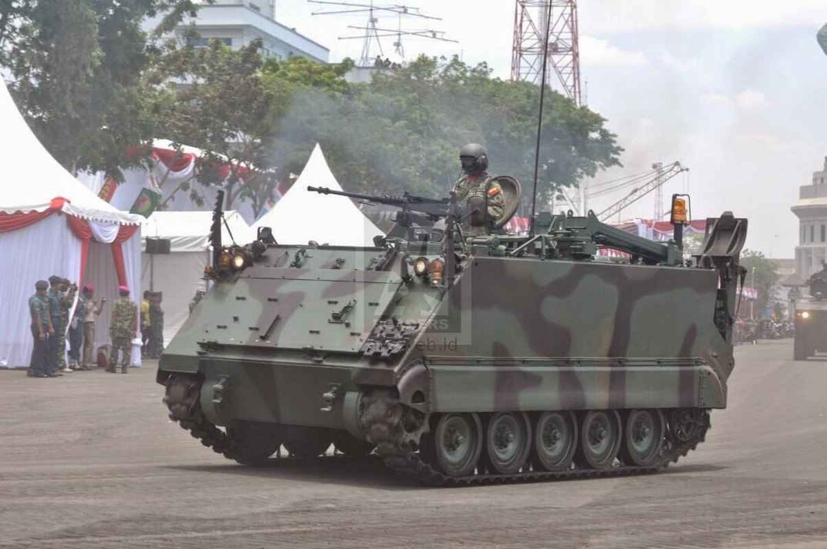 Indonesia nhan thiet giap M113 phien ban “boi lan” dau tien-Hinh-3