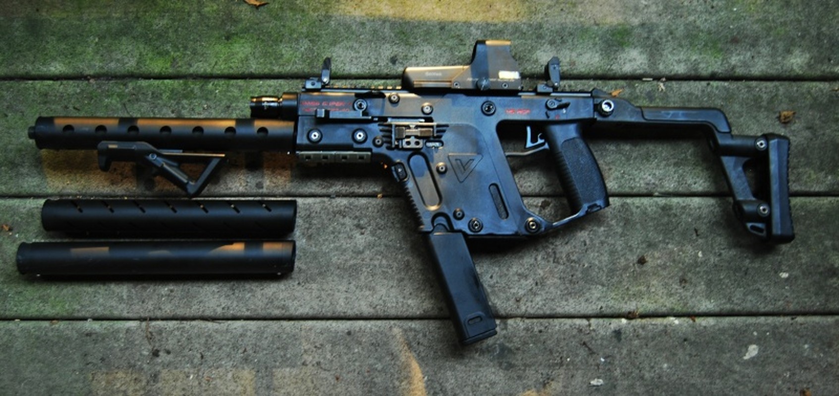 KRISS Vector: khau tieu lien danh bai sung truong tan cong-Hinh-2