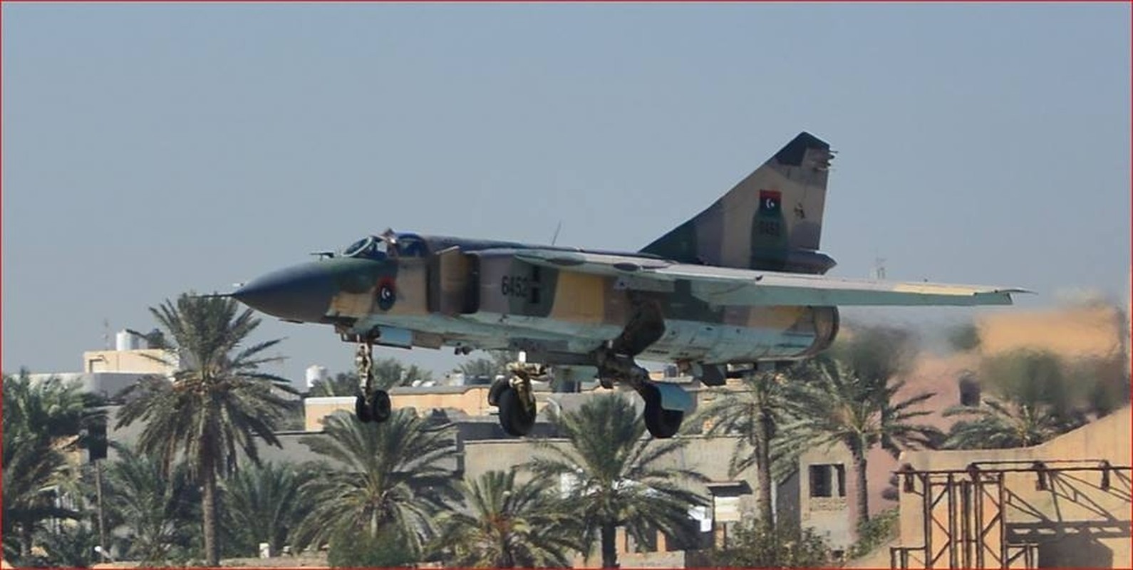 Ky an: MiG-23 “Ma” cua Lien Xo bay lac sang phia NATO-Hinh-7