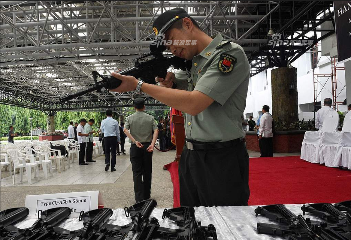 Trung Quoc vien tro M16 cho Philippines, My “tuc no mat&quot;-Hinh-5