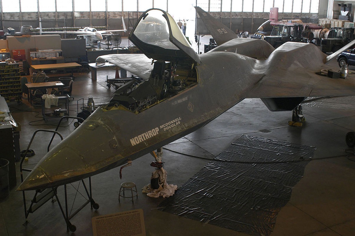 YF-23: Dinh cao tri tue cua nguoi My trong cuoi Chien tranh Lanh-Hinh-5