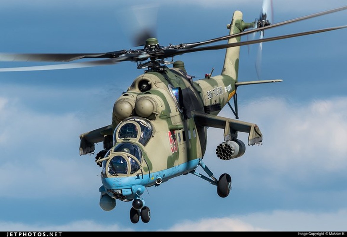 Chum anh: Suc manh “sieu” truc thang tan cong Mi-35M-Hinh-8