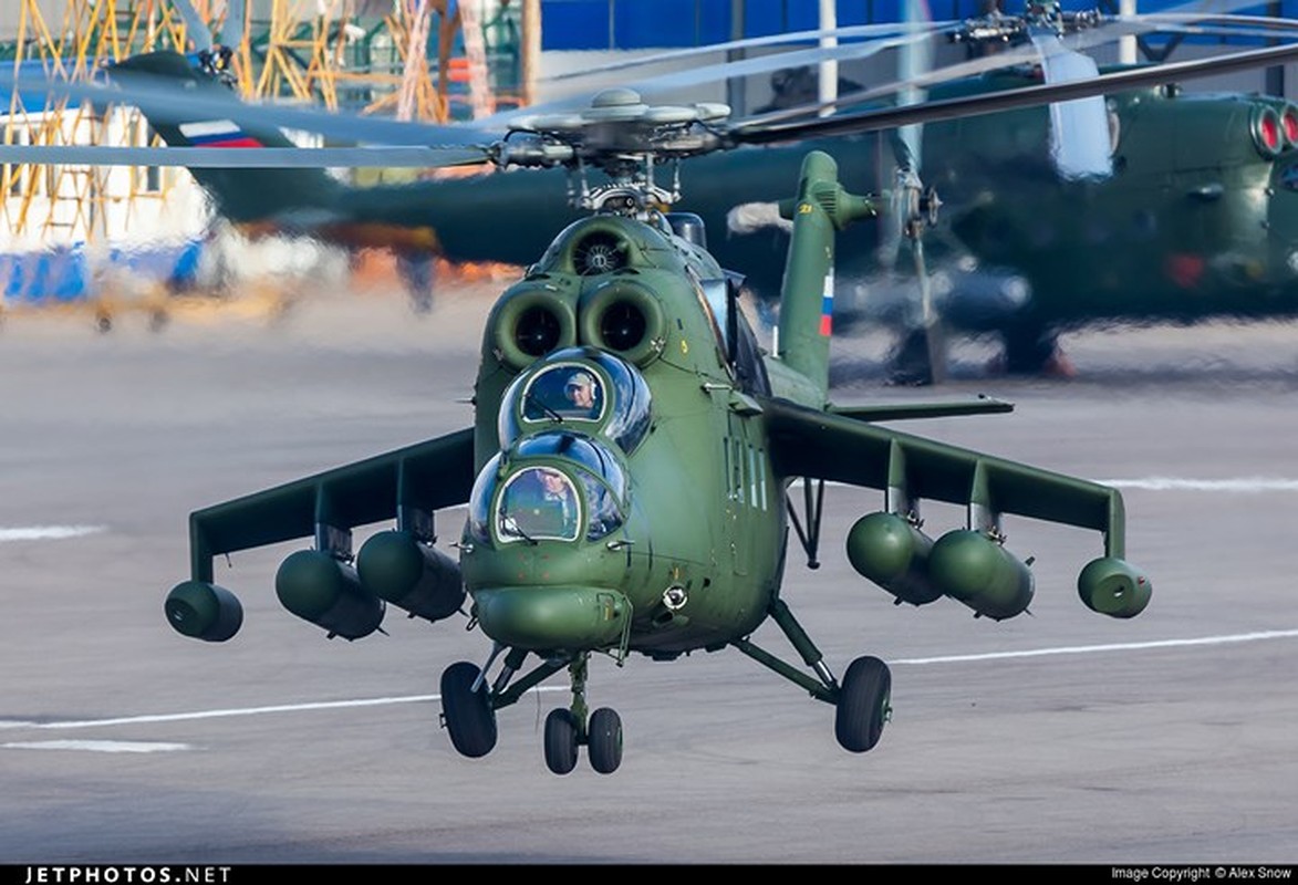 Chum anh: Suc manh “sieu” truc thang tan cong Mi-35M-Hinh-9