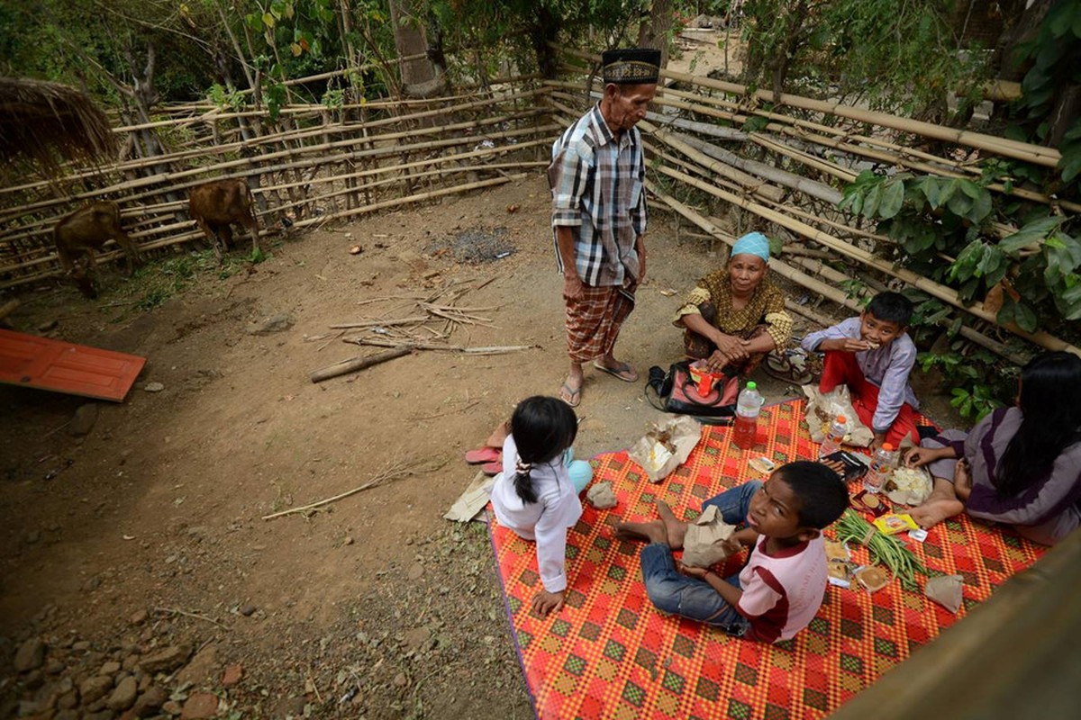 Lombok, Indonesia, hoang tan sau 3 tran dong dat lien tiep-Hinh-8