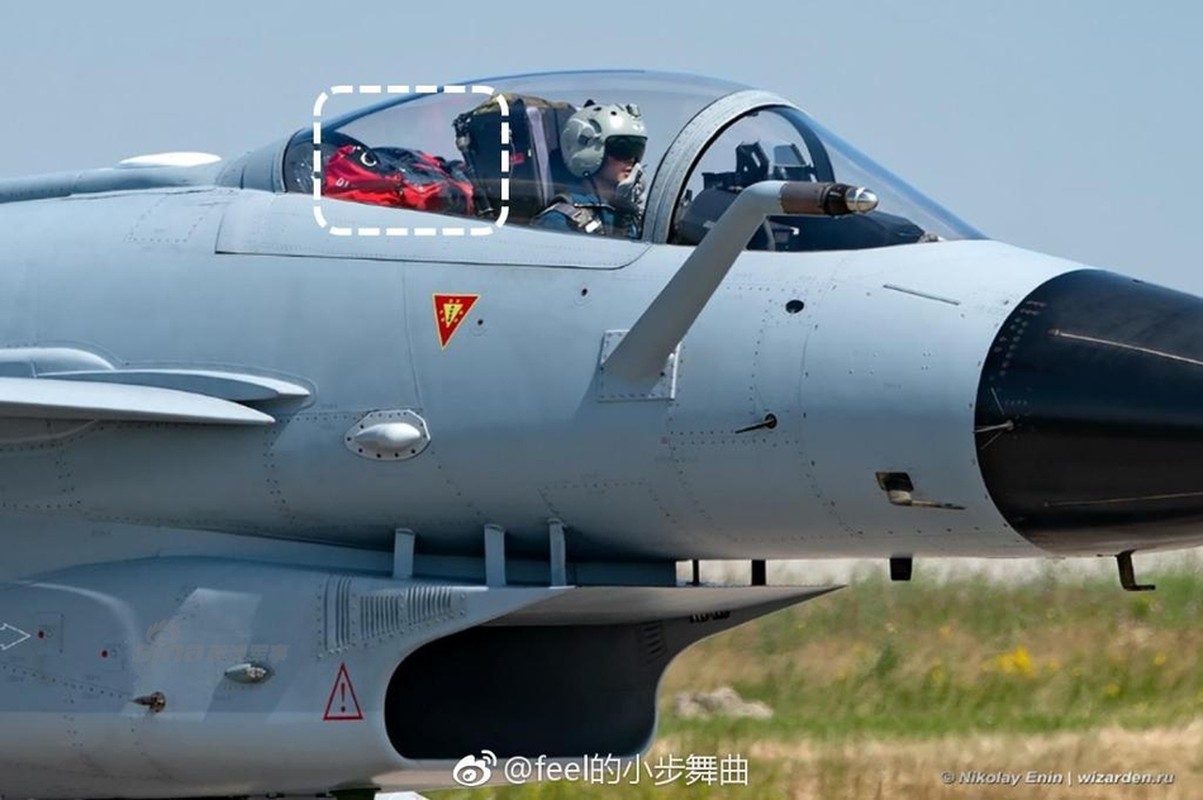 Mang duoc sieu ten lua, J-10 Trung Quoc khong con so F-16?-Hinh-5