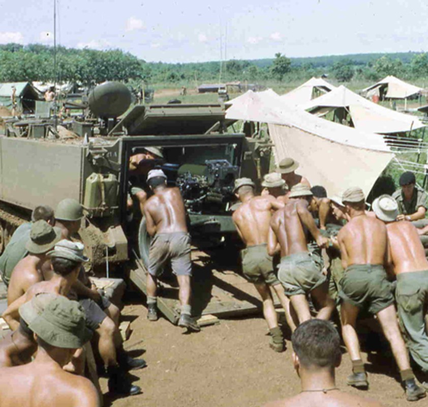 Noi kho cua linh cong binh My trong Chien tranh Viet Nam-Hinh-4
