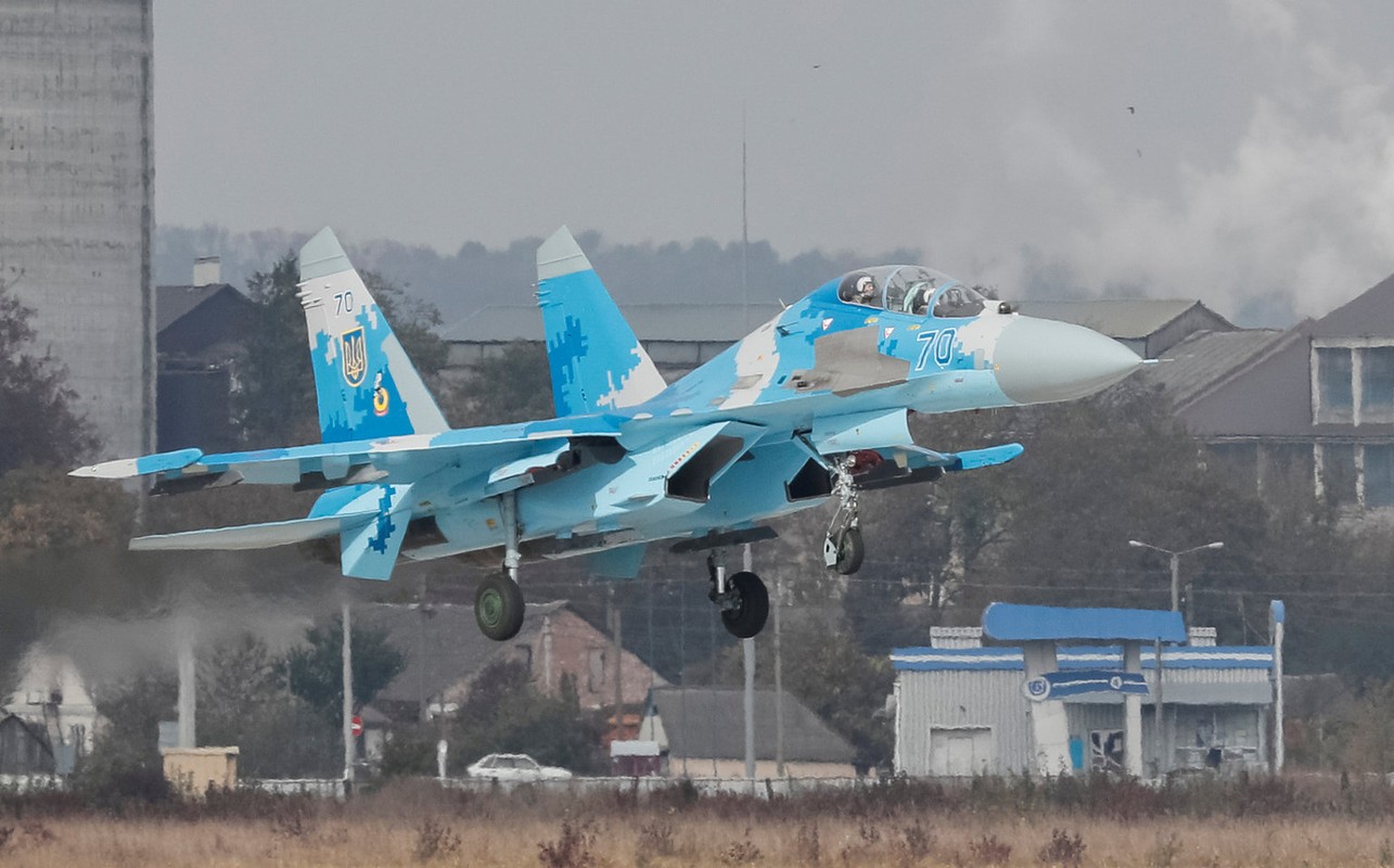 Di tim lai lich chien dau co Su-27 vua roi o Ukraine-Hinh-2