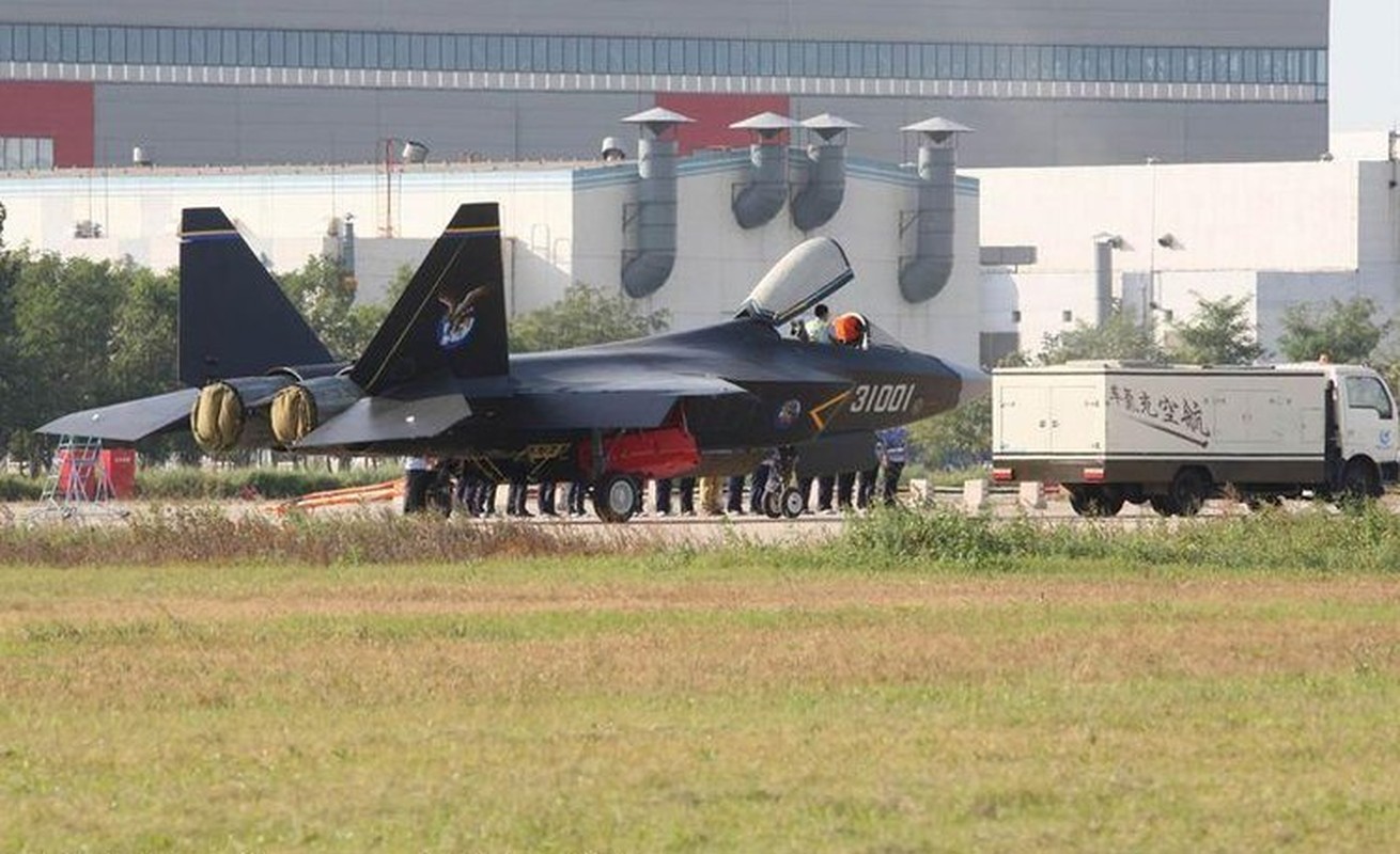 Tiem kich the he nam thu 2 cua Trung Quoc da bai duoc F-35?-Hinh-9