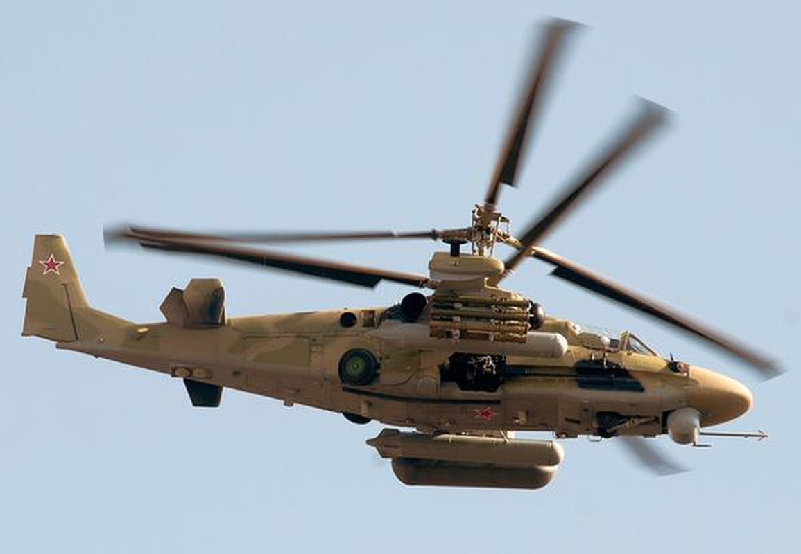 Chan dong: Truc thang Ka-52 loi khung, Ai Cap hot hoang mua Apache-Hinh-2