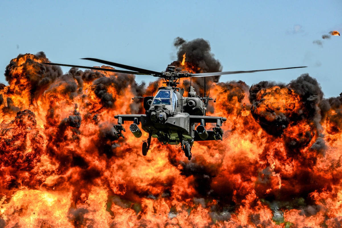 Do suc truc thang AH-64 va Ka-52: 