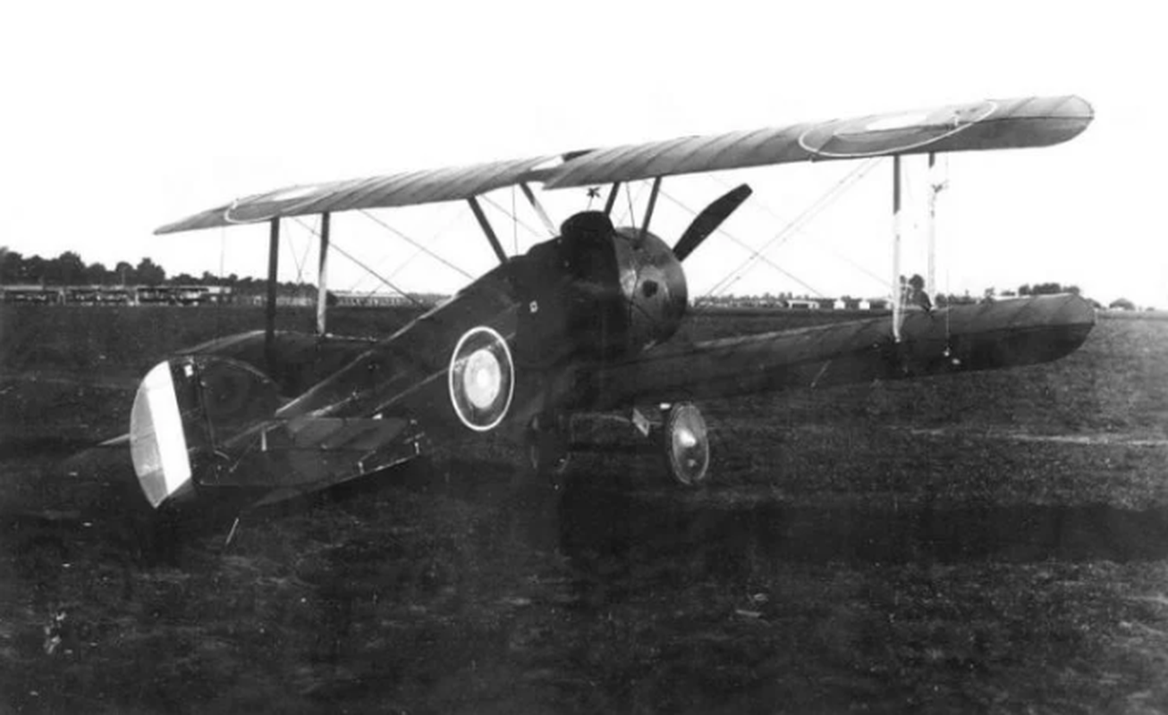 Sopwith Camel: Con 