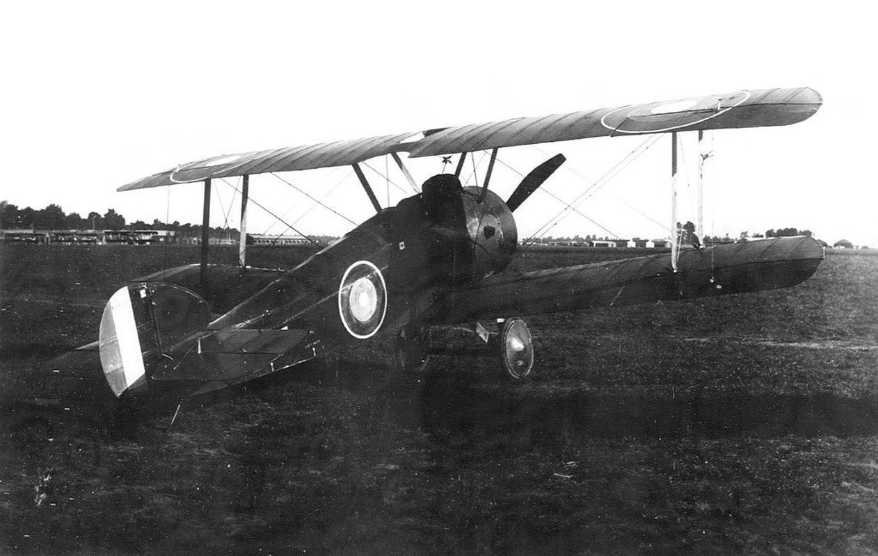 Sopwith Camel: Con 