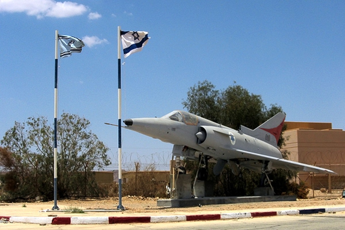 Israel che tao tiem kich Kfir trong bao vay, cam van the nao?-Hinh-6