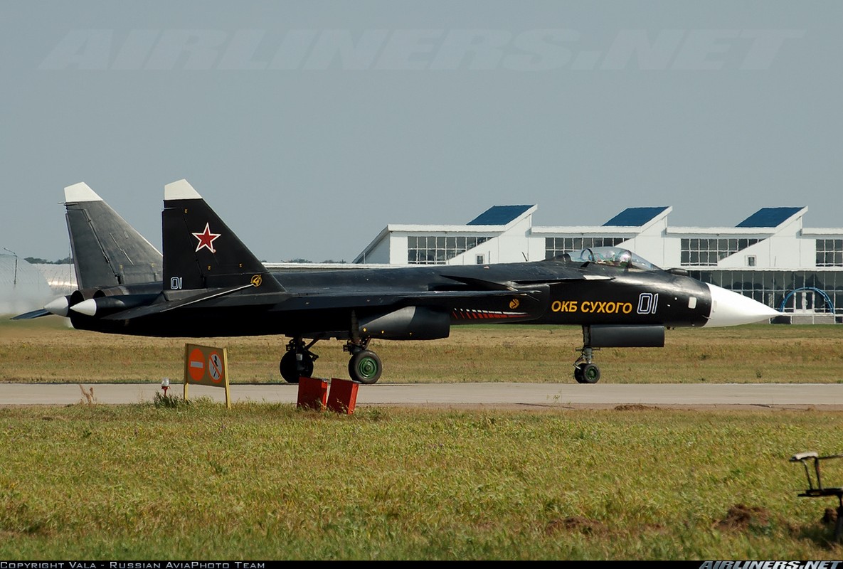 Sukhoi S-37 va su ra doi ra cua chien dau co tang hinh Nga-Hinh-5