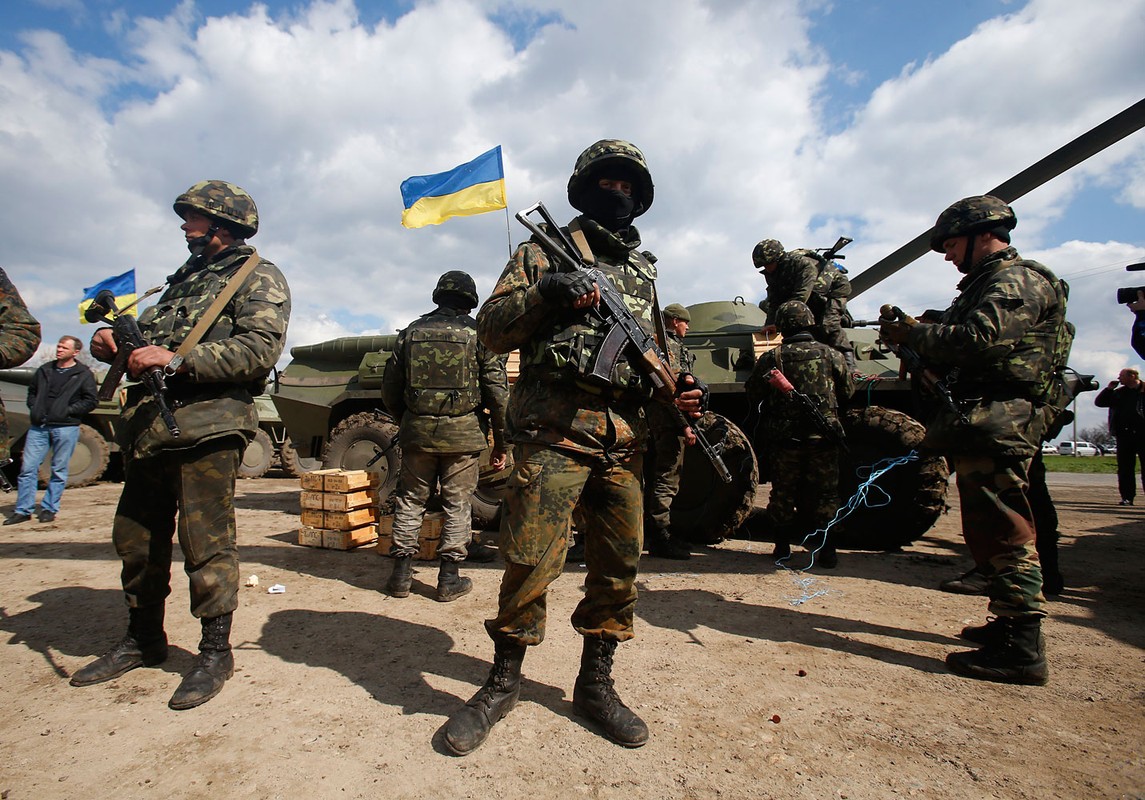 Bat ngo cach Ukraine xu ly kho vu khi Lien Xo de lai-Hinh-4