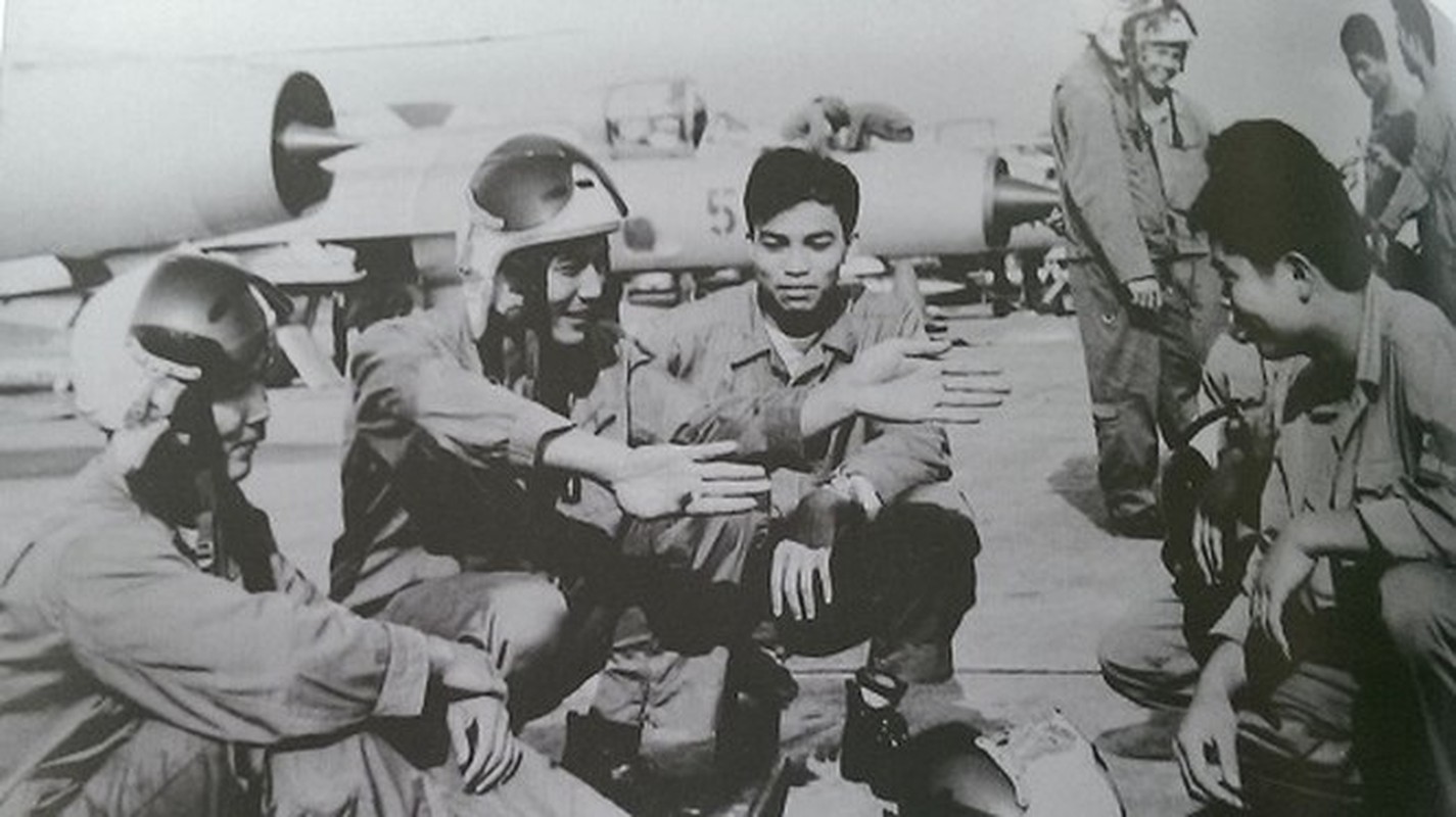 Chien tranh Bien gioi 1979: Vi sao 700 may bay Trung Quoc khong dam cat canh?-Hinh-11