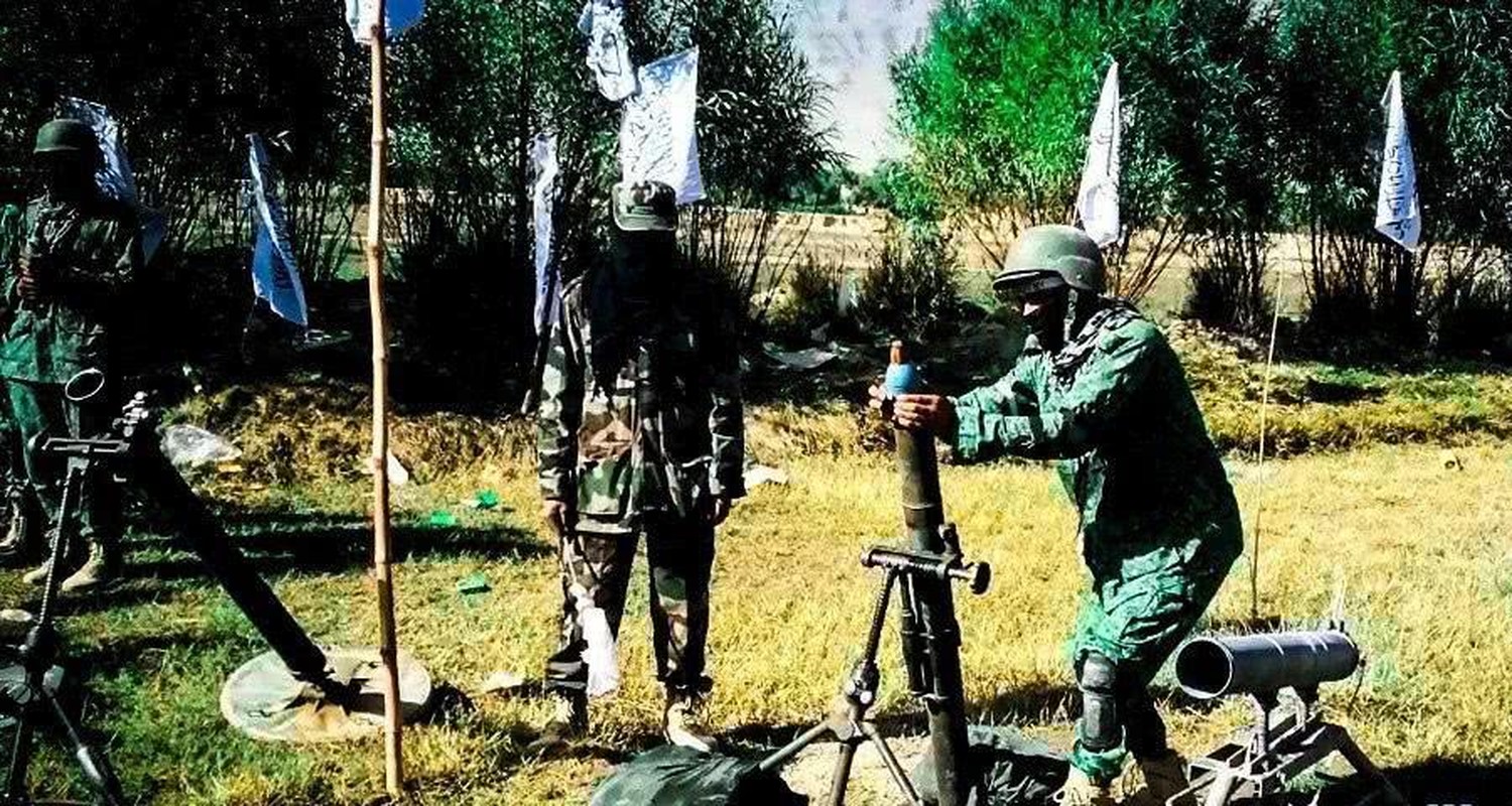 Kinh hai cach Taliban luyen quan khong khac gi biet kich My-Hinh-6