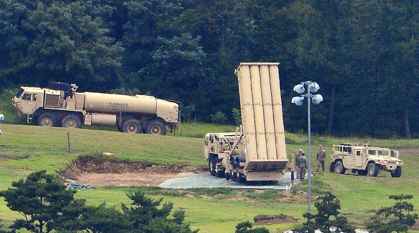 Ten lua S-400 va THAAD se 