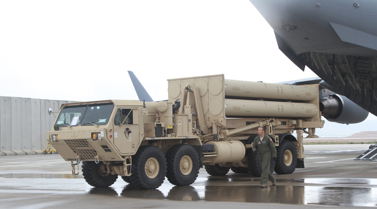 Ten lua S-400 va THAAD se 