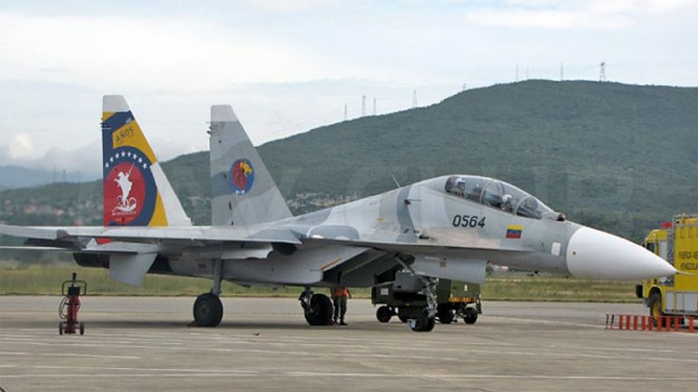 Venezuela khoe Su-30, chung minh suc manh khong quan nhat Nam My-Hinh-6