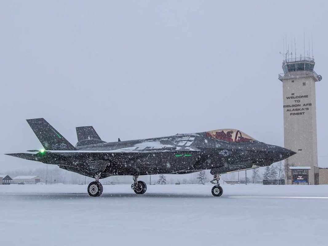 F-35 cua Na Uy khong the bay vi ly do khong ngo-Hinh-6