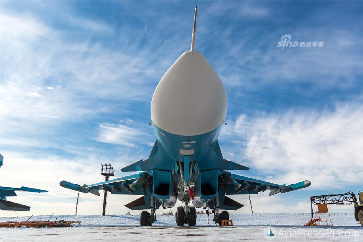 Sukhoi Su-34 mang bom gi trong ngay huan luyen dau nam?-Hinh-2