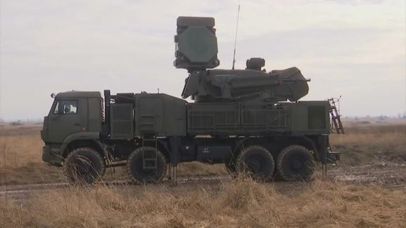 Dung len tu that bai, Nga nang cap toan dien Pantsir-S1-Hinh-2