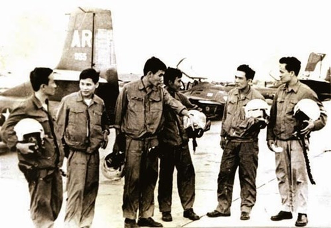 Cuoc khong kich than toc cua phi doi A-37 vao Tan San Nhat-Hinh-3