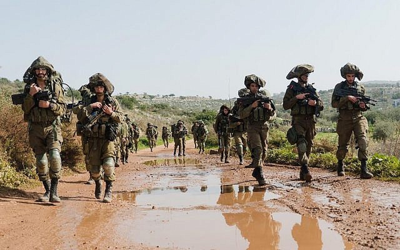 Suc manh quan su Israel - Palestine: Cuoc dau Voi voi... chuot-Hinh-6