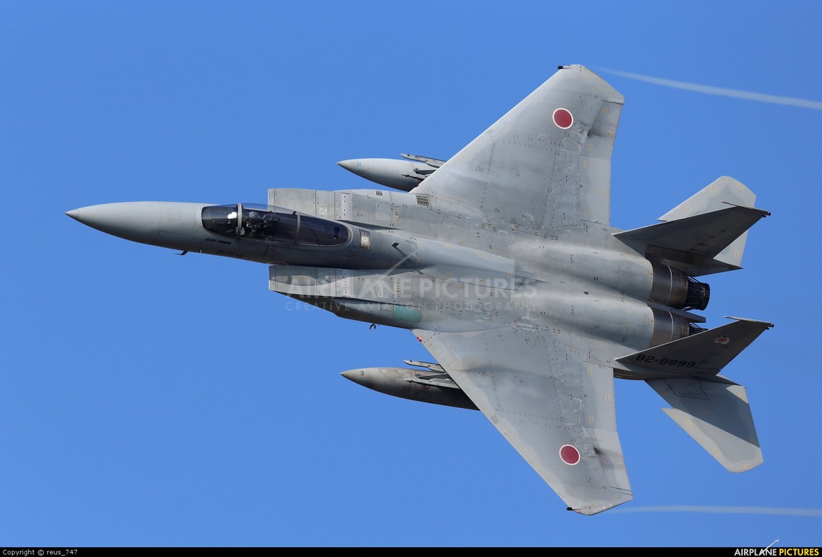 Nhat dang co trong tay bao nhieu tiem kich hang nang F-15?-Hinh-2