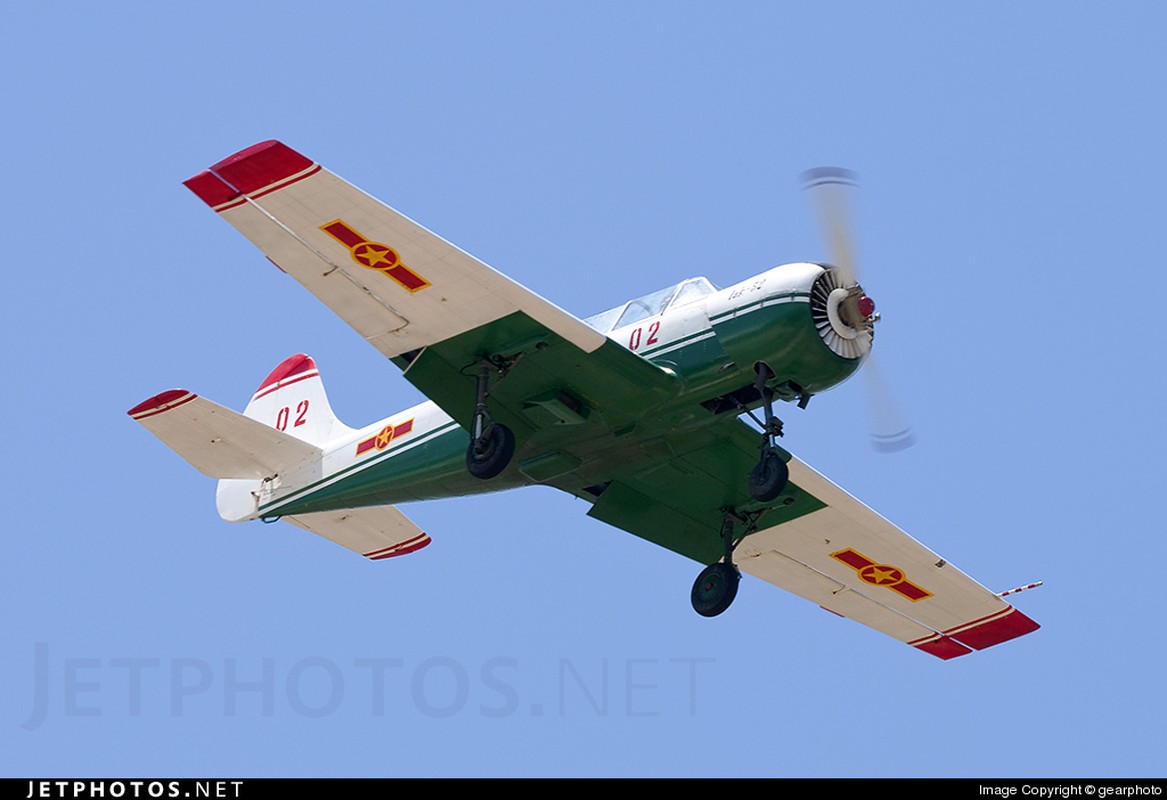 Yak-52: “Lop hoc tren may” cua khong quan Viet Nam-Hinh-3