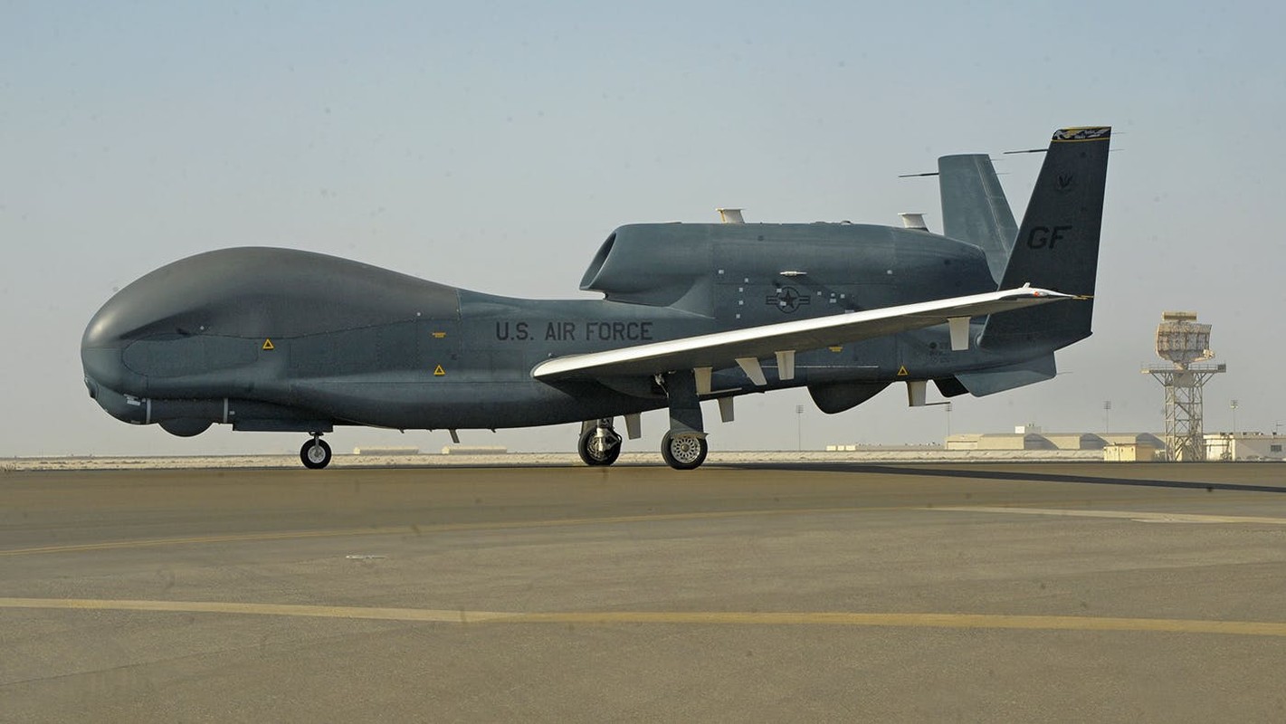 My: UAV bi ban ha la tai nan, Iran khang dinh do la “mot thong diep”-Hinh-4